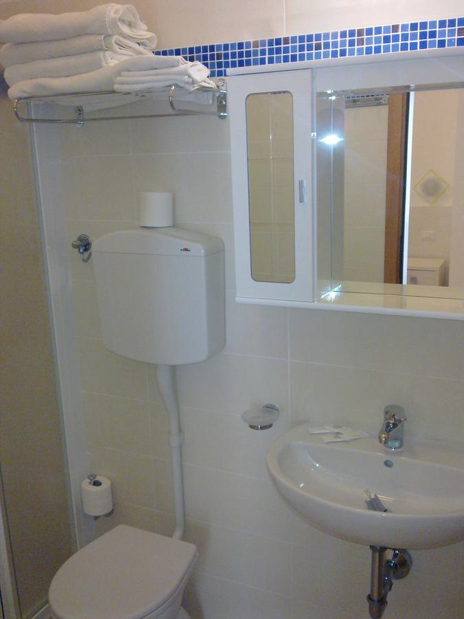 Roma Suite Apartments Cervia Extérieur photo