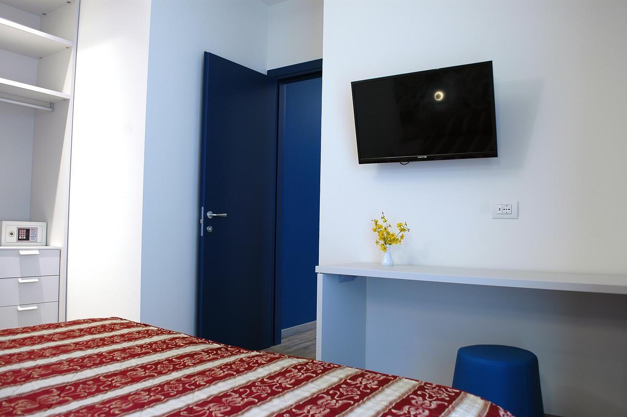 Roma Suite Apartments Cervia Extérieur photo